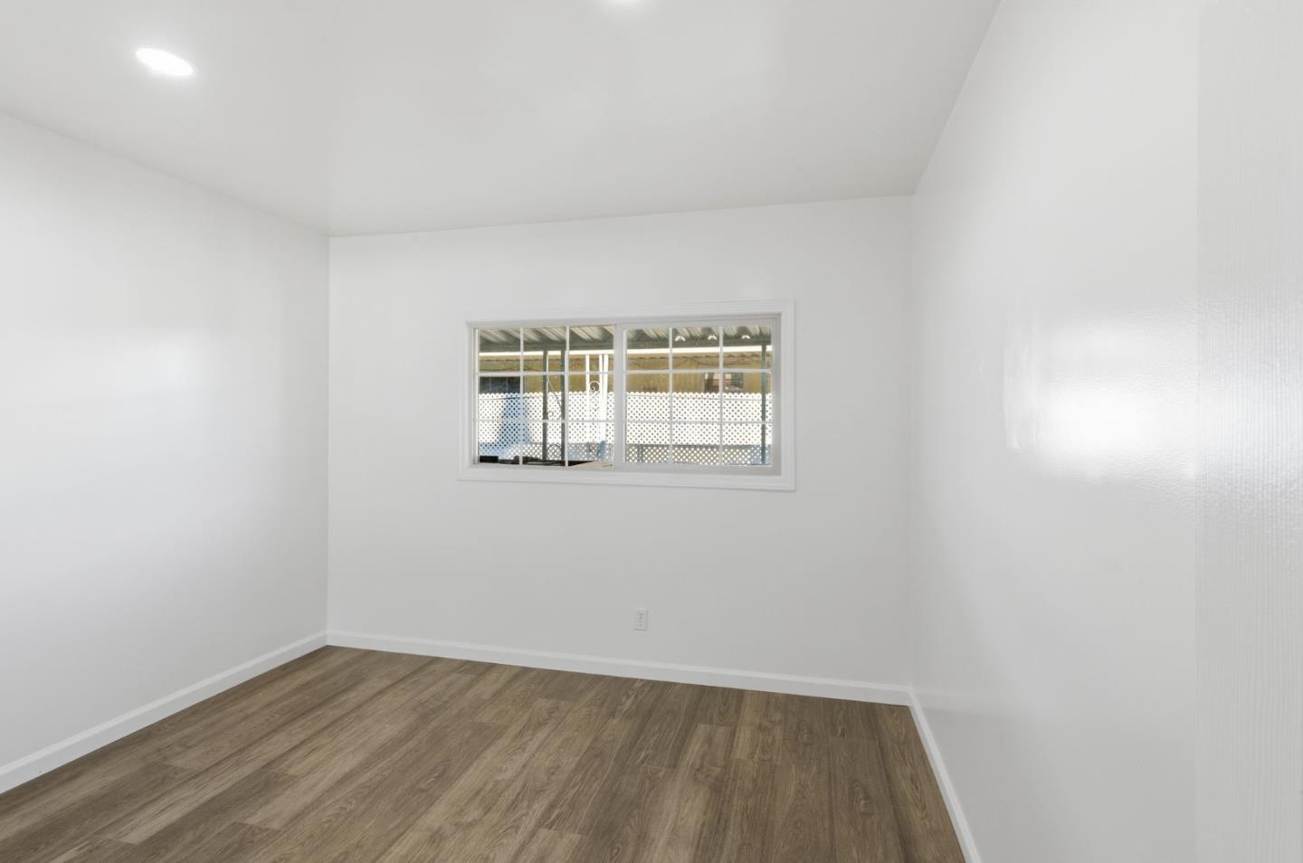 Detail Gallery Image 22 of 28 For 2151 Oakland Rd #229,  San Jose,  CA 95131 - 4 Beds | 2 Baths