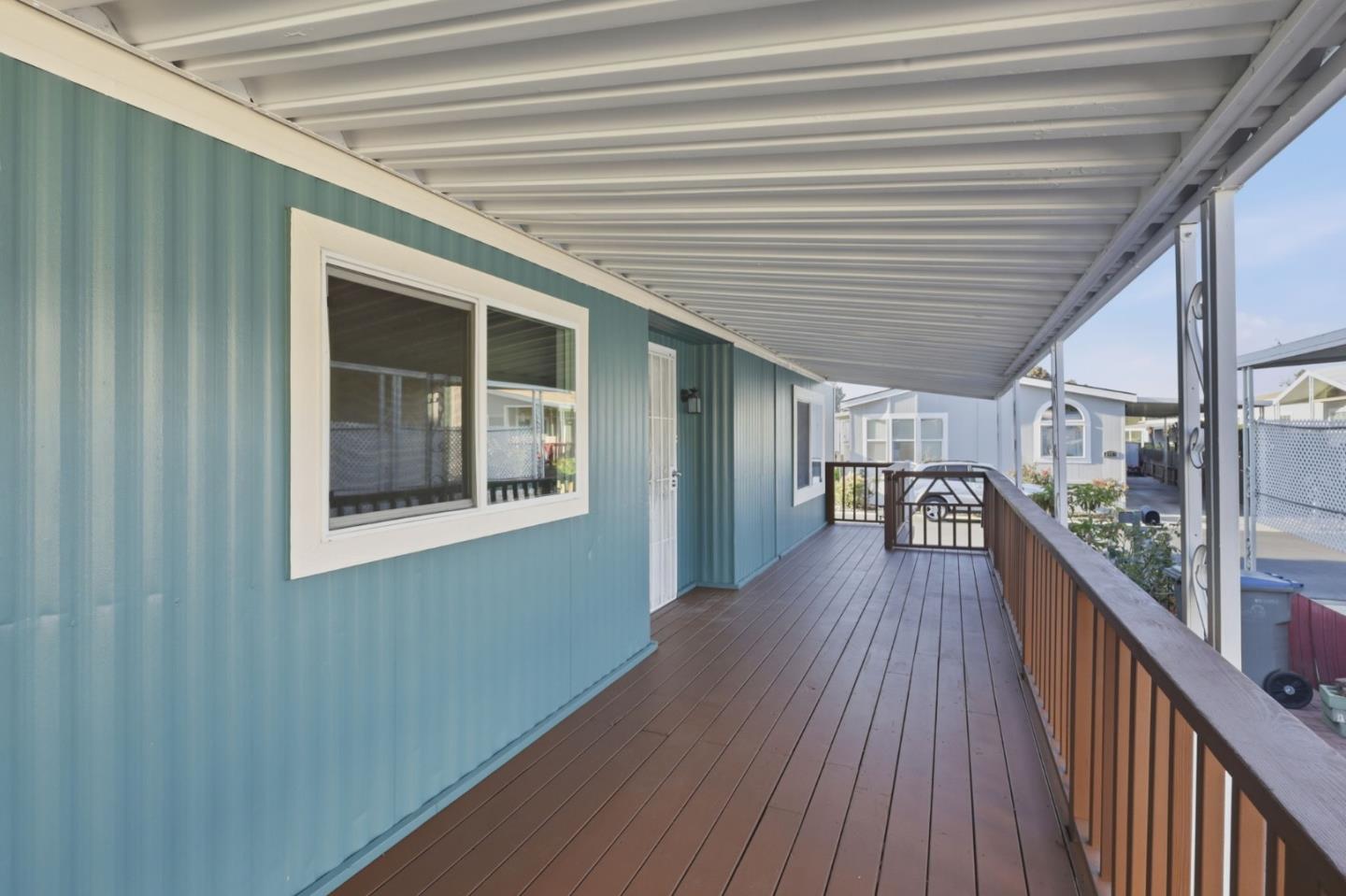 Detail Gallery Image 5 of 28 For 2151 Oakland Rd #229,  San Jose,  CA 95131 - 4 Beds | 2 Baths