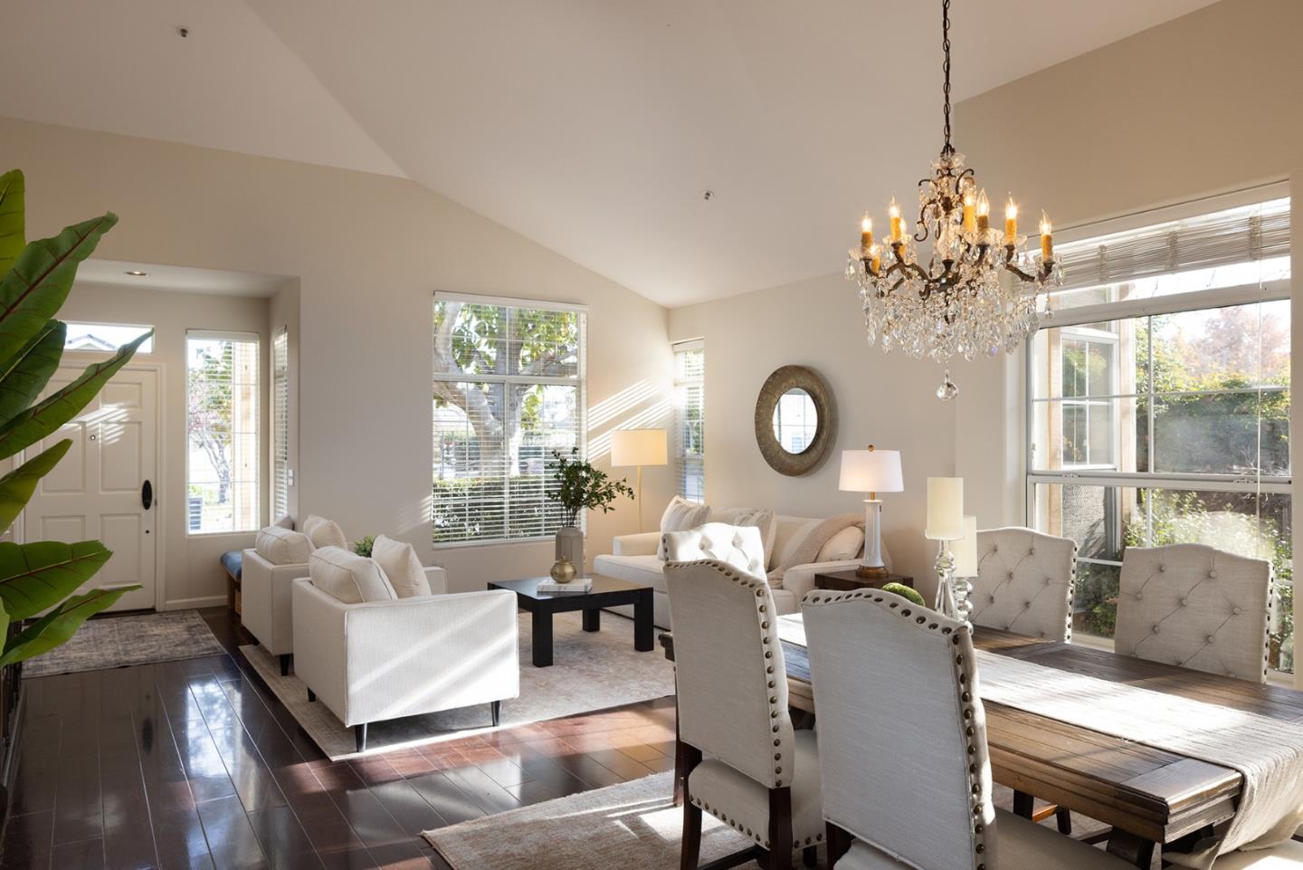 Detail Gallery Image 4 of 22 For 17776 Riverbend Rd, Salinas,  CA 93908 - 3 Beds | 2 Baths