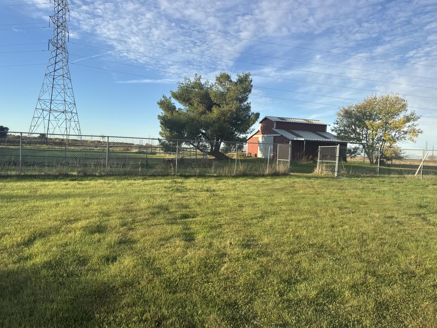 Detail Gallery Image 10 of 17 For 3205 Fifield Rd, Pleasant Grove,  CA 95668 - 3 Beds | 2/1 Baths