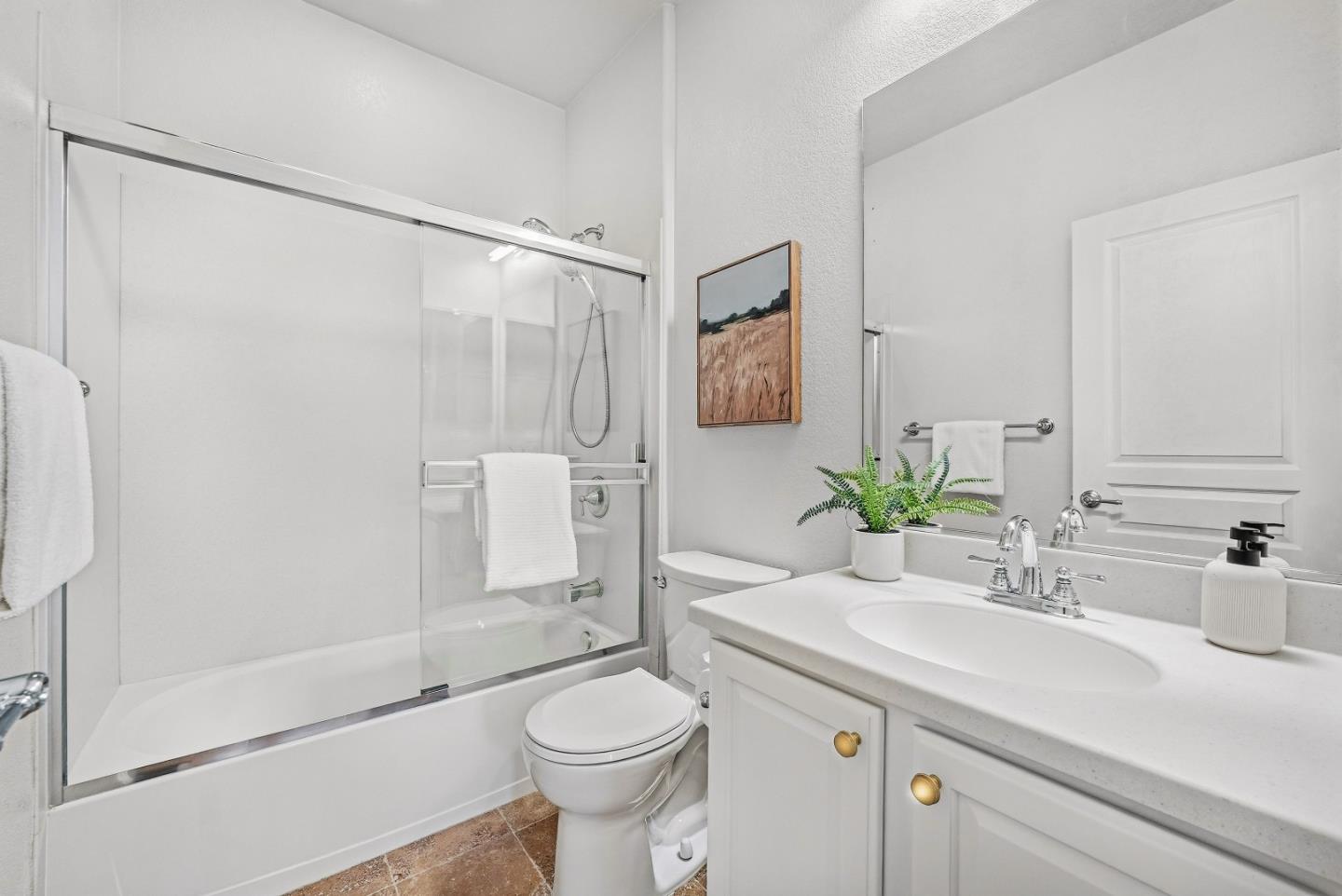 Detail Gallery Image 23 of 36 For 465 Bedford Loop, Mountain View,  CA 94043 - 2 Beds | 2/1 Baths