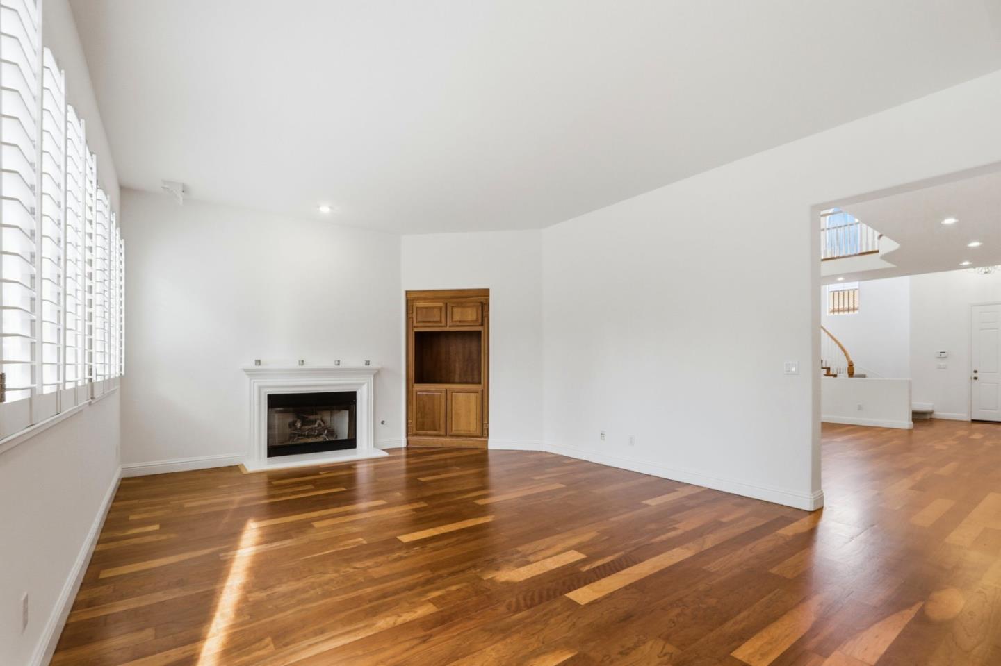 Detail Gallery Image 14 of 48 For 4157 Mystic Dr, San Jose,  CA 95124 - 5 Beds | 3 Baths