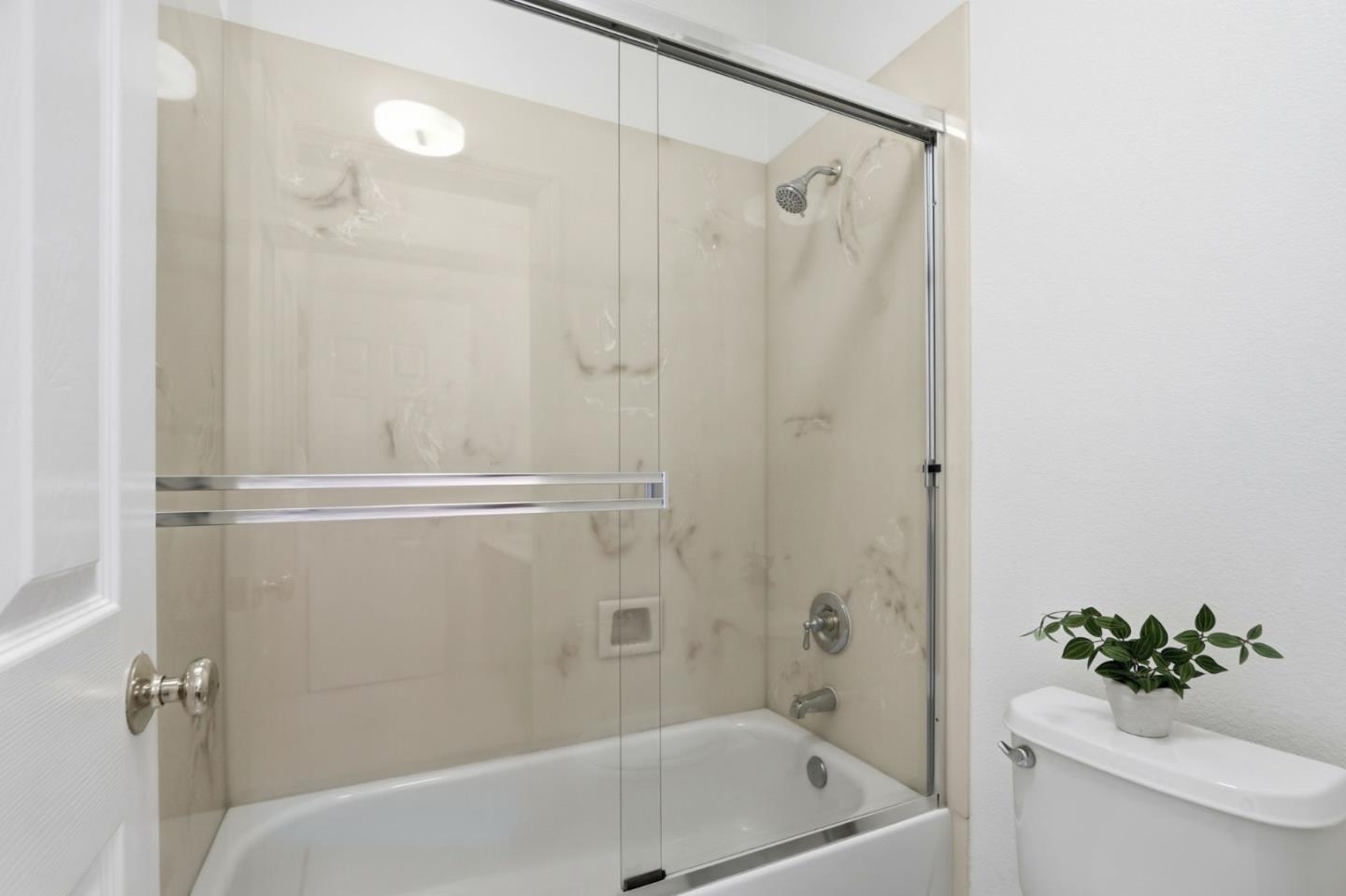 Detail Gallery Image 26 of 48 For 4157 Mystic Dr, San Jose,  CA 95124 - 5 Beds | 3 Baths