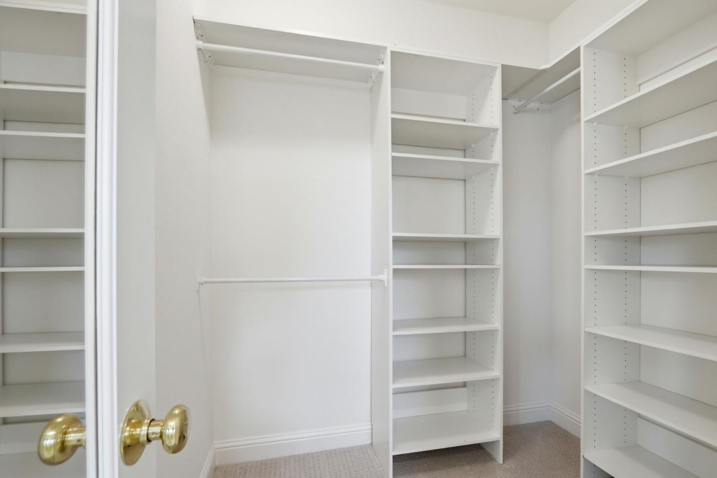 Detail Gallery Image 34 of 48 For 4157 Mystic Dr, San Jose,  CA 95124 - 5 Beds | 3 Baths