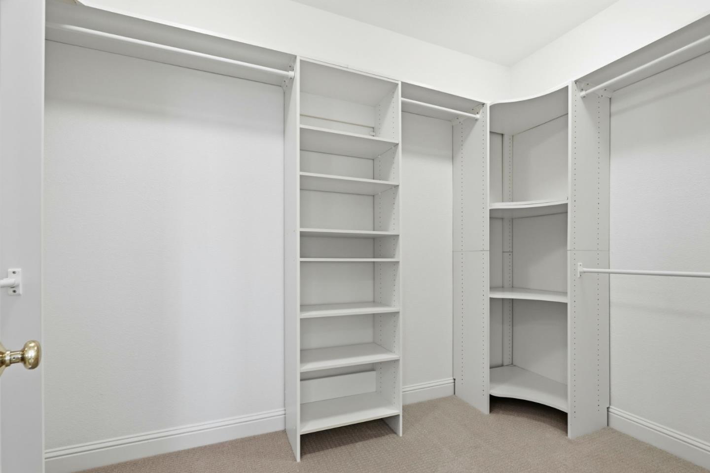 Detail Gallery Image 37 of 48 For 4157 Mystic Dr, San Jose,  CA 95124 - 5 Beds | 3 Baths