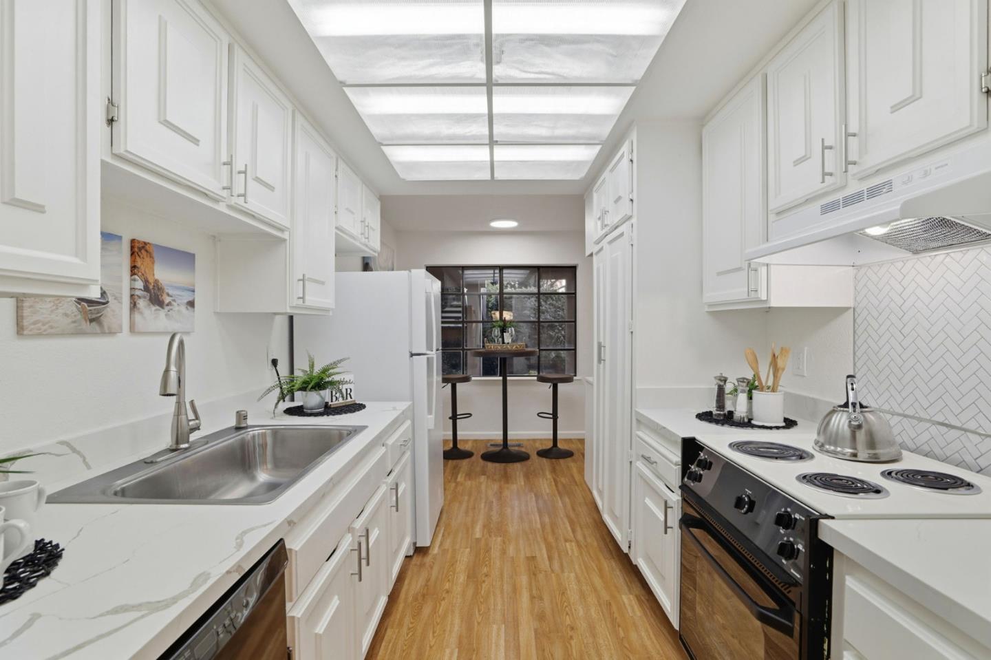 Detail Gallery Image 11 of 35 For 5106 Cribari Pl, San Jose,  CA 95135 - 2 Beds | 2 Baths