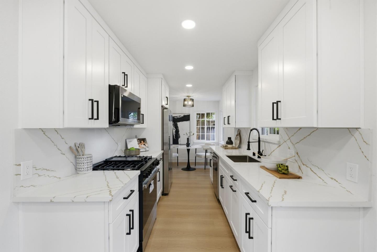 Detail Gallery Image 14 of 34 For 2165 Bray Ave, Santa Clara,  CA 95050 - 3 Beds | 2/1 Baths