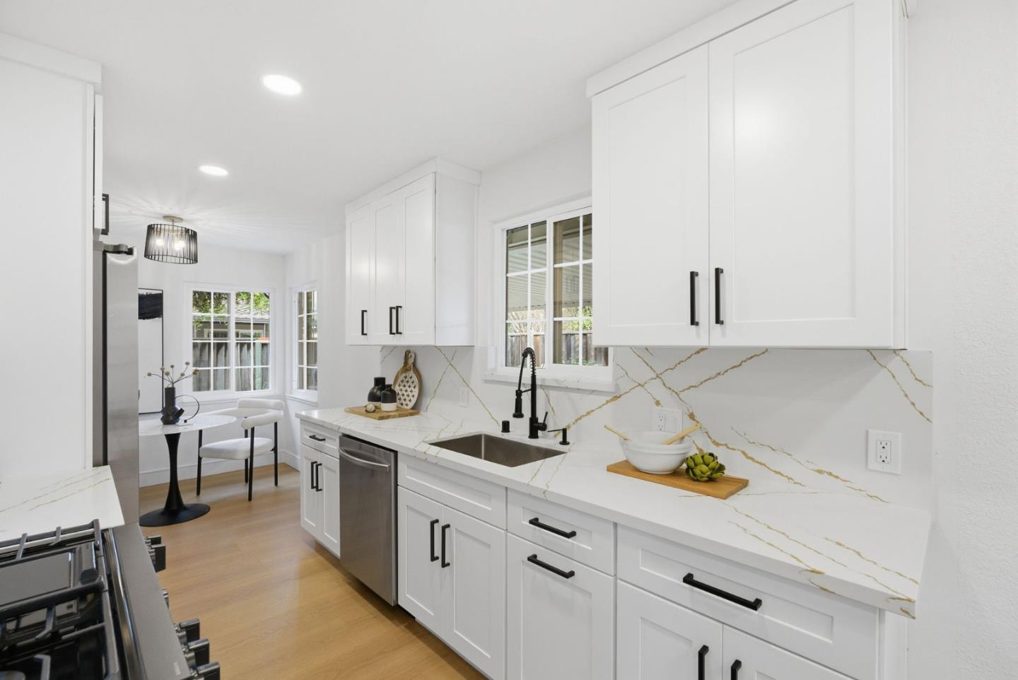 Detail Gallery Image 16 of 34 For 2165 Bray Ave, Santa Clara,  CA 95050 - 3 Beds | 2/1 Baths