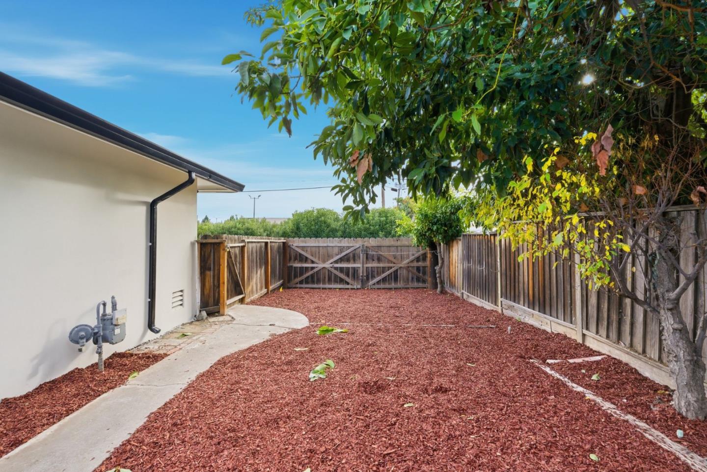 Detail Gallery Image 34 of 34 For 2165 Bray Ave, Santa Clara,  CA 95050 - 3 Beds | 2/1 Baths