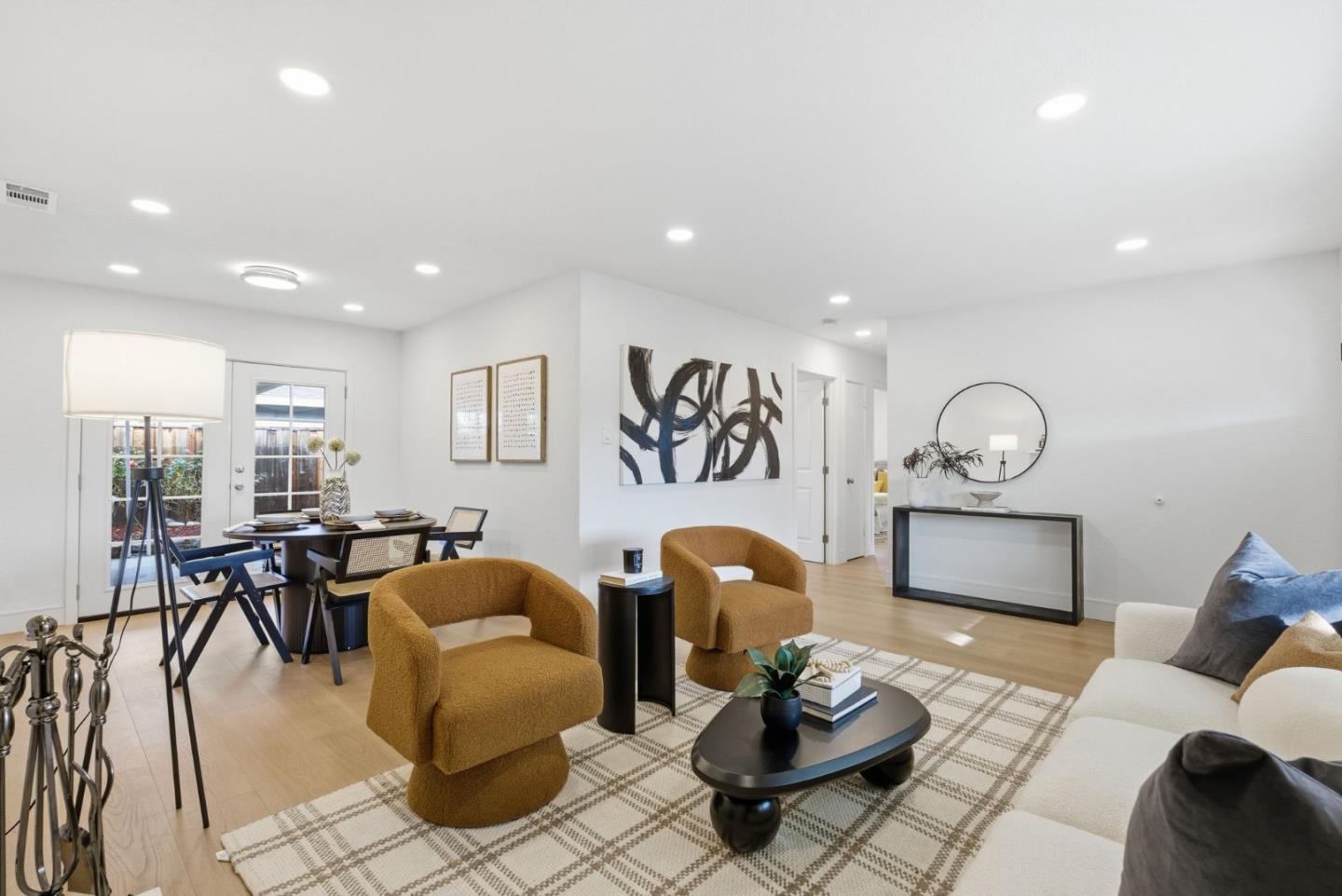 Detail Gallery Image 7 of 34 For 2165 Bray Ave, Santa Clara,  CA 95050 - 3 Beds | 2/1 Baths