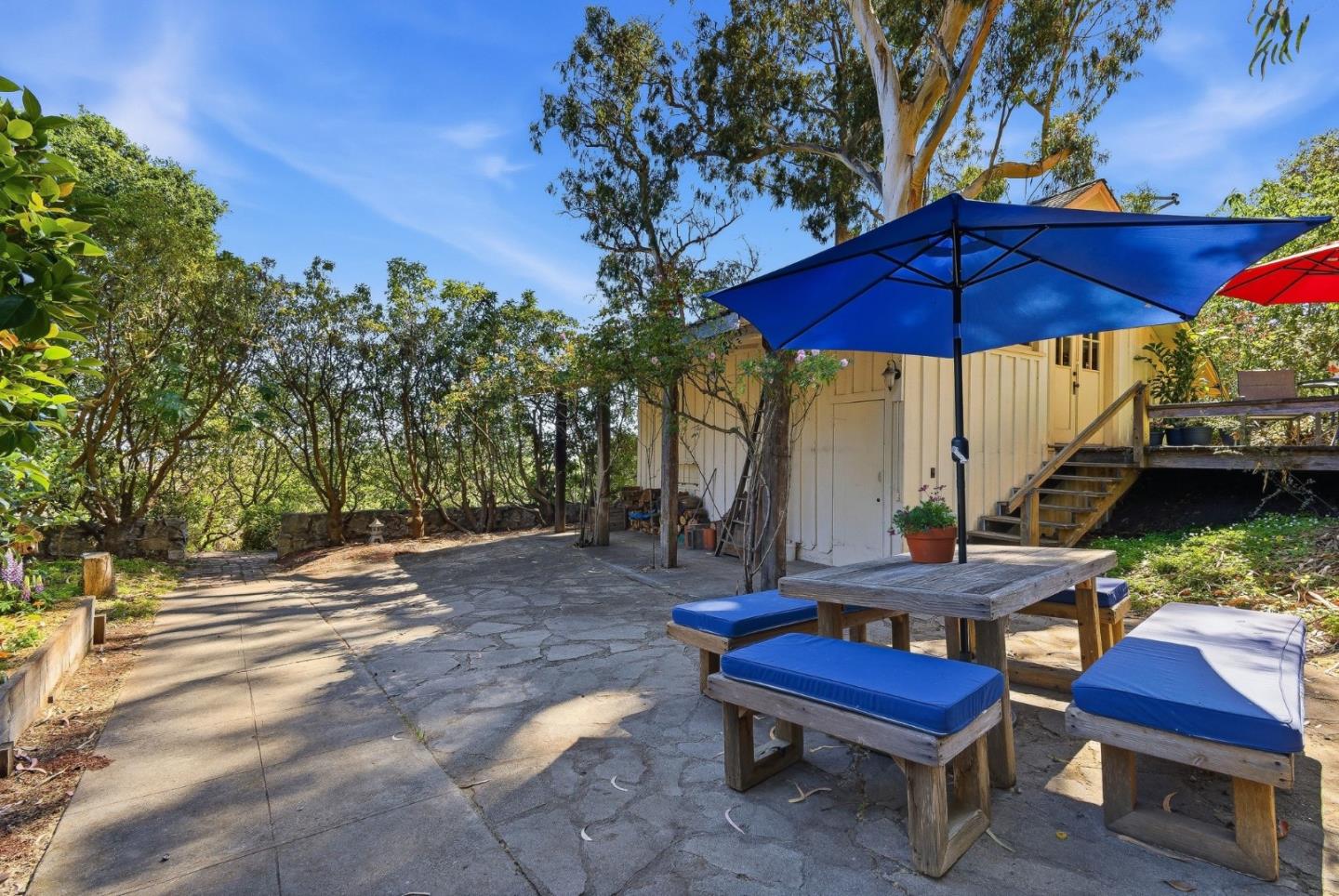 Detail Gallery Image 10 of 36 For 1520 Escalona Dr, Santa Cruz,  CA 95060 - 4 Beds | 2 Baths