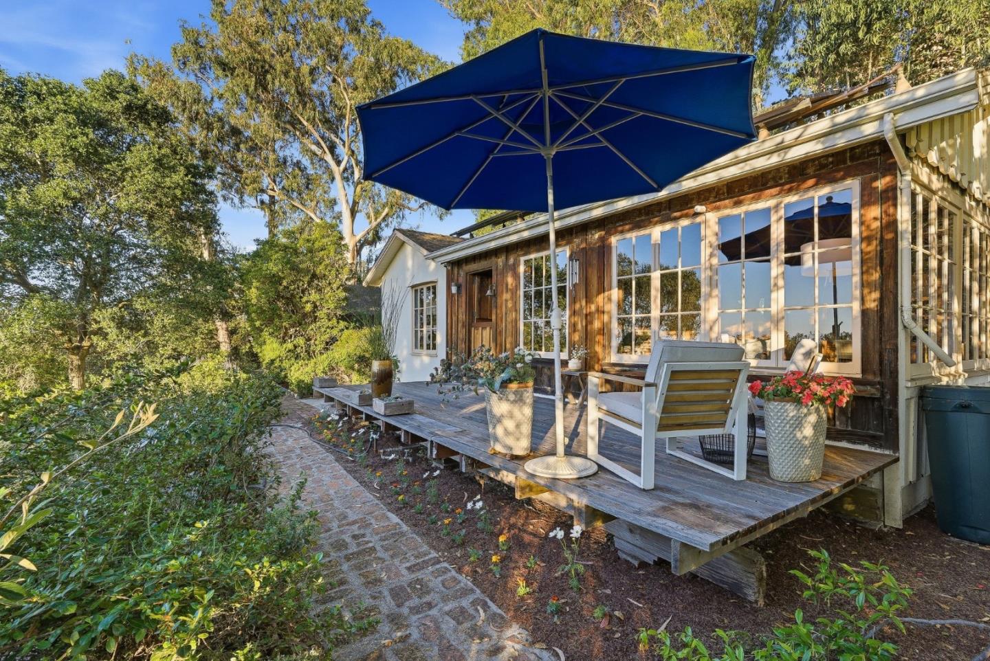 Detail Gallery Image 21 of 36 For 1520 Escalona Dr, Santa Cruz,  CA 95060 - 4 Beds | 2 Baths