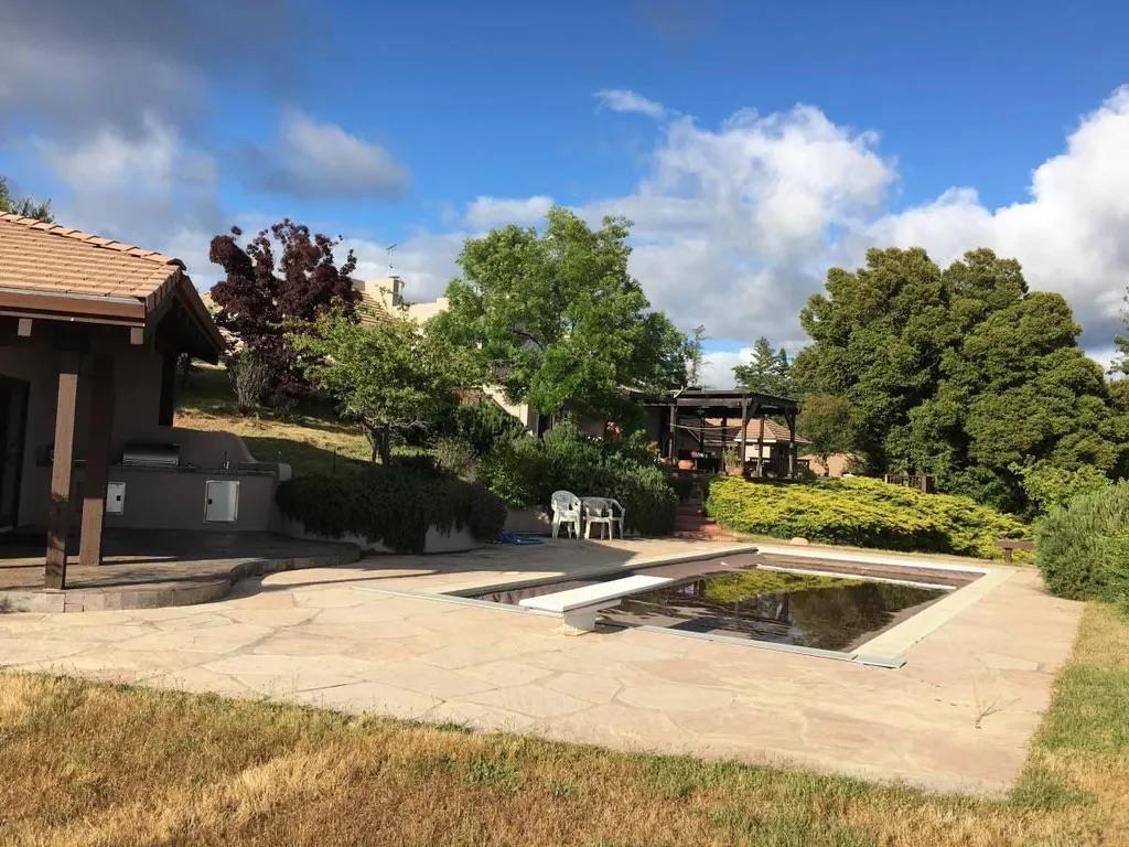 Detail Gallery Image 3 of 10 For 25300 Loma Prieta Ave, Los Gatos,  CA 95033 - 7 Beds | 5/1 Baths