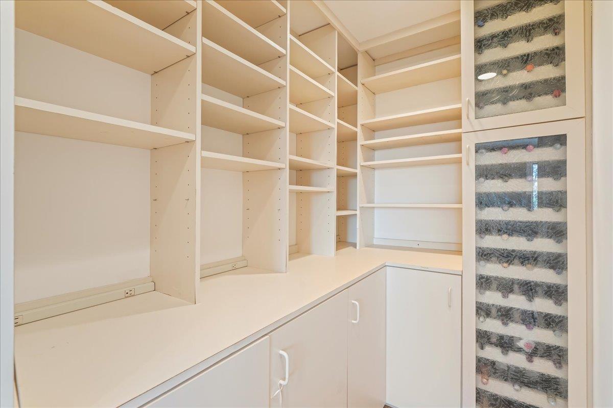 Detail Gallery Image 16 of 50 For 7 N Name Rd, Los Gatos,  CA 95033 - 3 Beds | 3 Baths