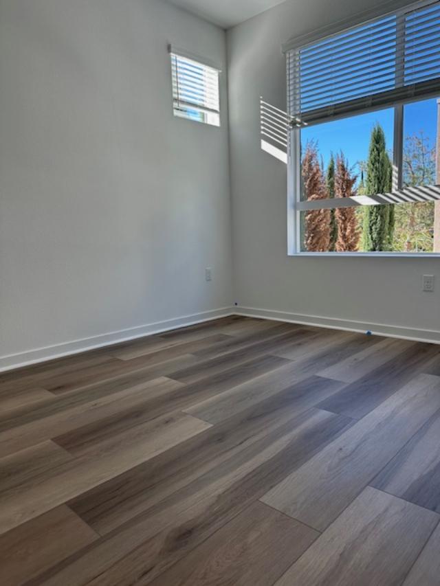 Detail Gallery Image 12 of 31 For 9423 N Sepulveda Blvd #5,  North Hills,  CA 91343 - 2 Beds | 2 Baths