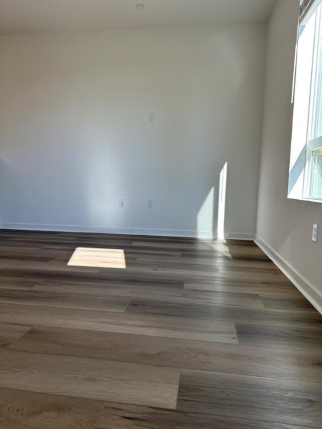 Detail Gallery Image 5 of 31 For 9423 N Sepulveda Blvd #5,  North Hills,  CA 91343 - 2 Beds | 2 Baths