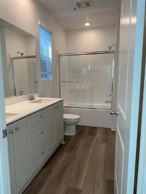 Detail Gallery Image 9 of 31 For 9423 N Sepulveda Blvd #5,  North Hills,  CA 91343 - 2 Beds | 2 Baths