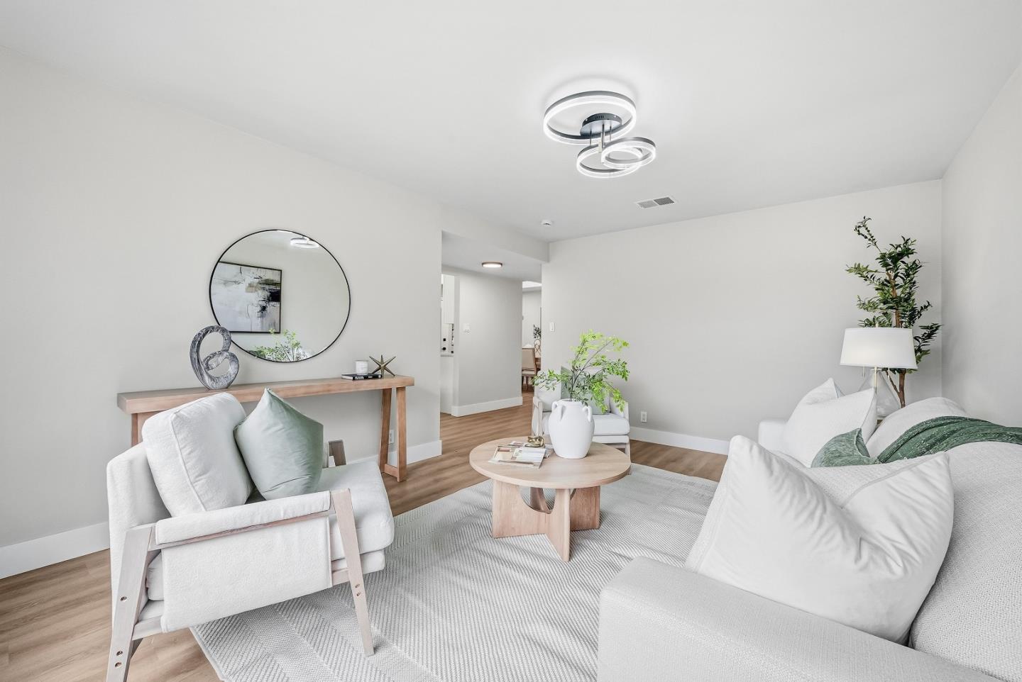 Detail Gallery Image 6 of 46 For 2990 Knights Bridge Rd, San Jose,  CA 95132 - 4 Beds | 2 Baths