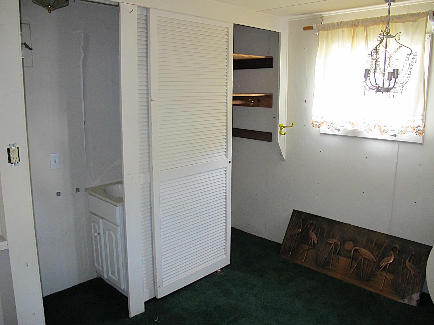 Detail Gallery Image 7 of 13 For 2355 Brommer #4,  Santa Cruz,  CA 95062 - 2 Beds | 1/1 Baths