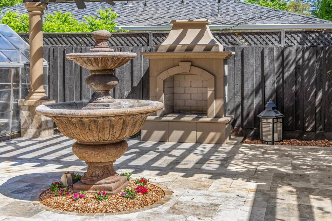 Detail Gallery Image 13 of 33 For 7460 Miller Ave, Gilroy,  CA 95020 - 4 Beds | 2/1 Baths