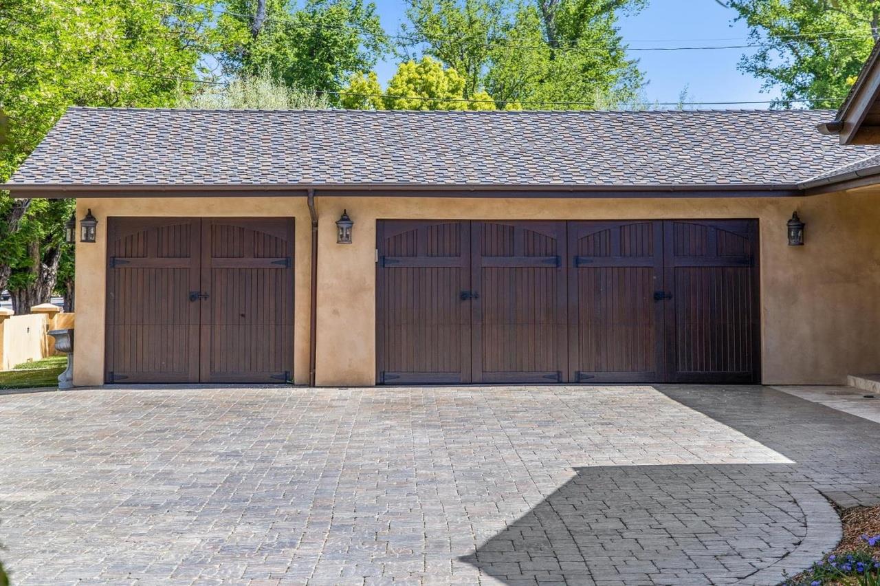 Detail Gallery Image 2 of 33 For 7460 Miller Ave, Gilroy,  CA 95020 - 4 Beds | 2/1 Baths