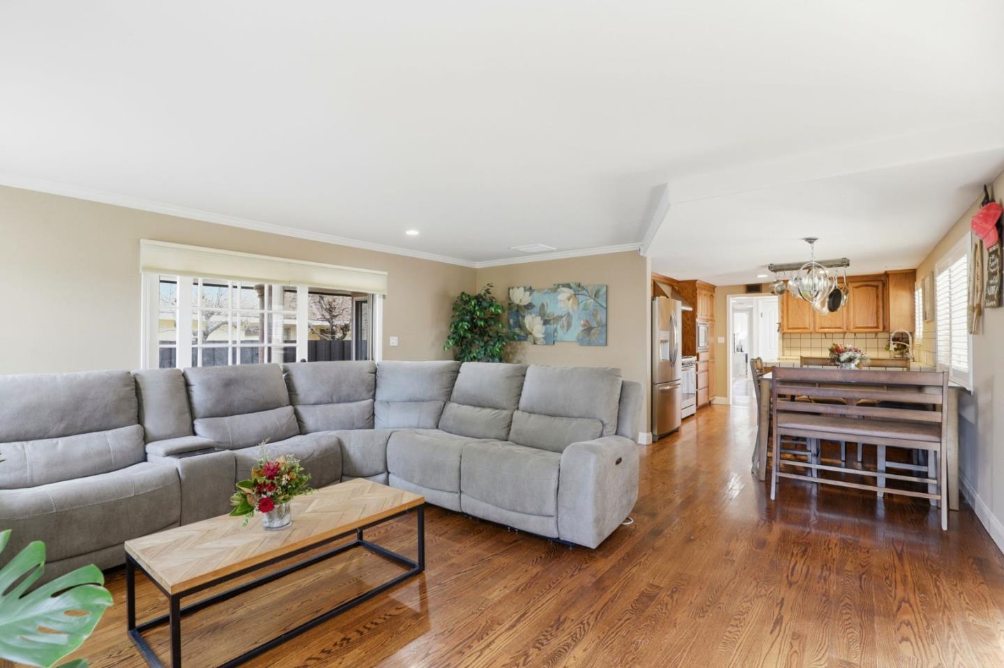 Detail Gallery Image 21 of 33 For 7460 Miller Ave, Gilroy,  CA 95020 - 4 Beds | 2/1 Baths