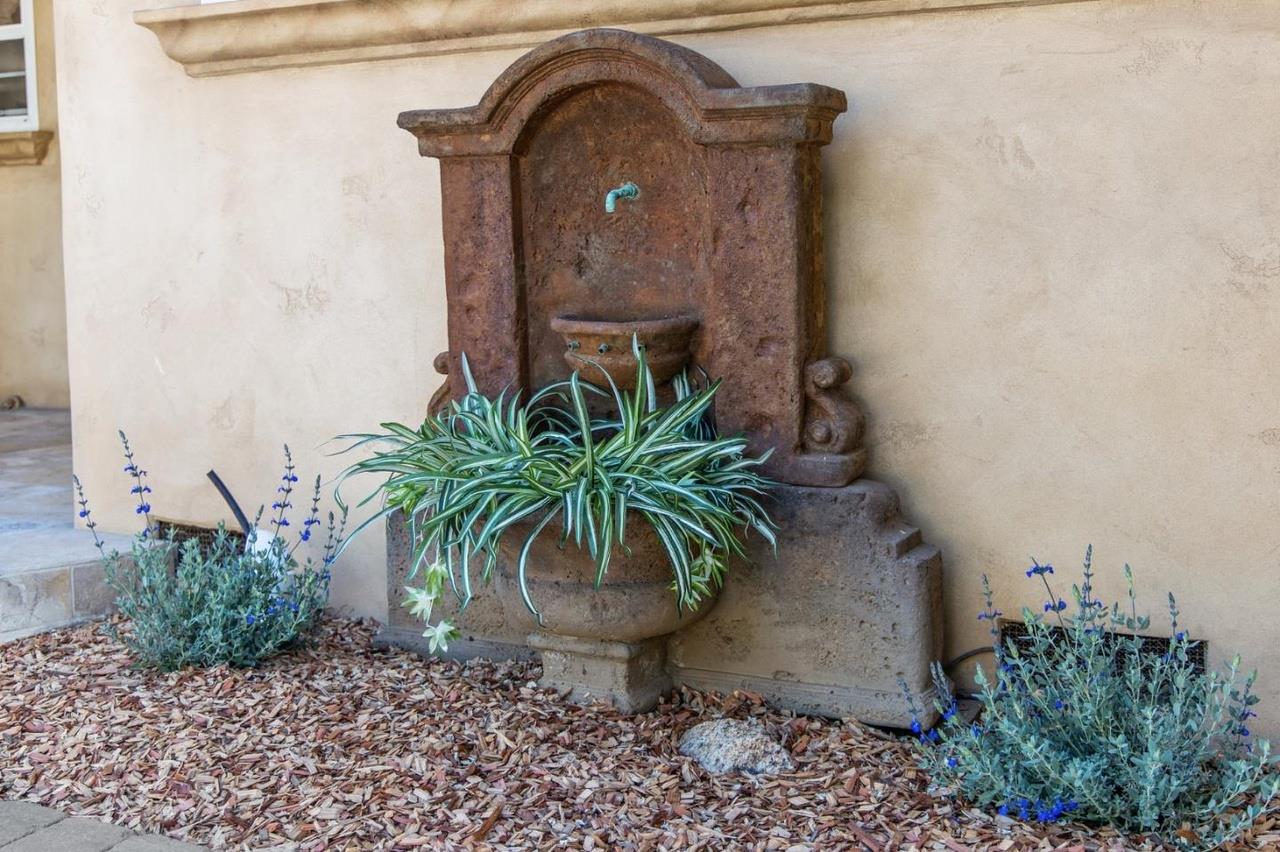 Detail Gallery Image 7 of 33 For 7460 Miller Ave, Gilroy,  CA 95020 - 4 Beds | 2/1 Baths