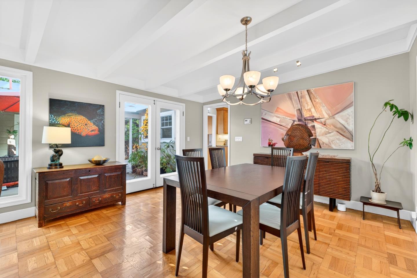 Detail Gallery Image 13 of 50 For 1621 Elm St, San Carlos,  CA 94070 - 3 Beds | 2/1 Baths