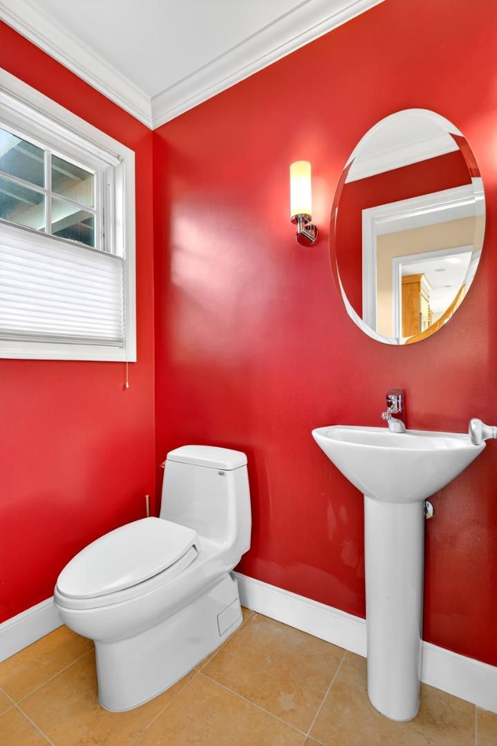 Detail Gallery Image 26 of 50 For 1621 Elm St, San Carlos,  CA 94070 - 3 Beds | 2/1 Baths