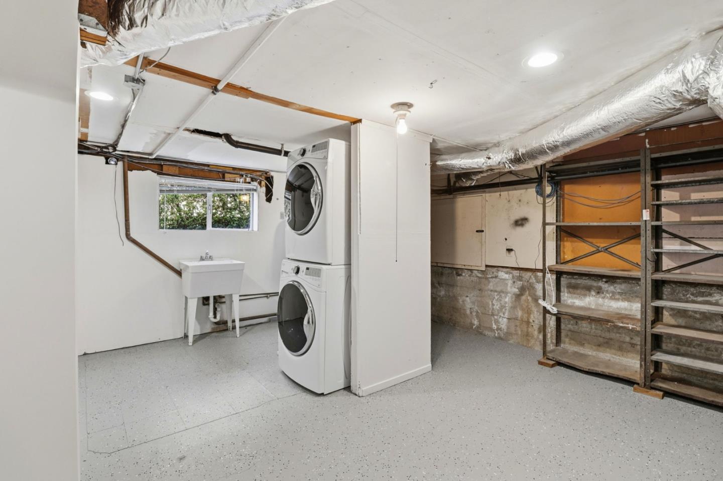 Detail Gallery Image 34 of 59 For 574 Wellington Dr, San Carlos,  CA 94070 - 3 Beds | 2 Baths