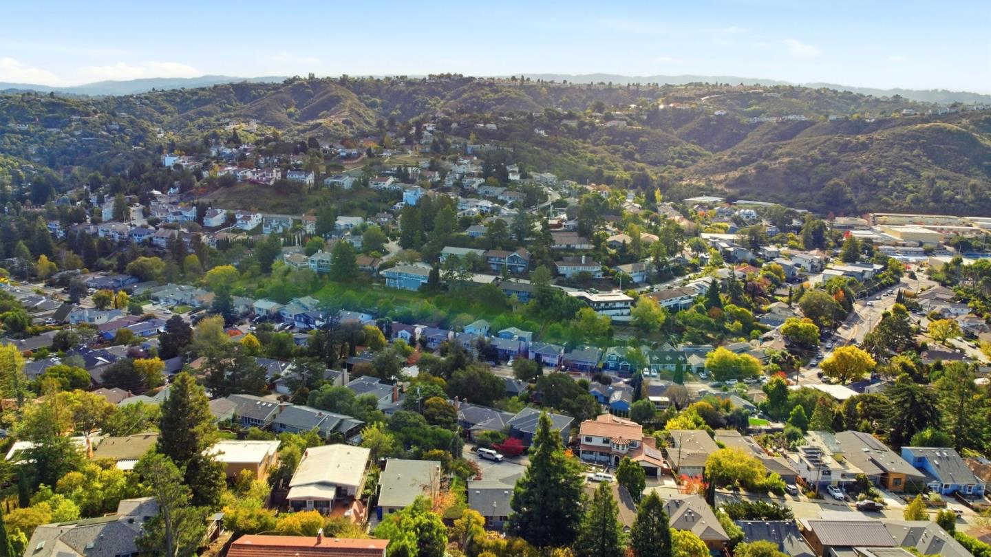 Detail Gallery Image 55 of 59 For 574 Wellington Dr, San Carlos,  CA 94070 - 3 Beds | 2 Baths