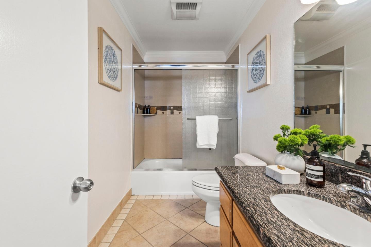 Detail Gallery Image 31 of 39 For 179 Saint Michaels Ct, Daly City,  CA 94015 - 4 Beds | 2/1 Baths