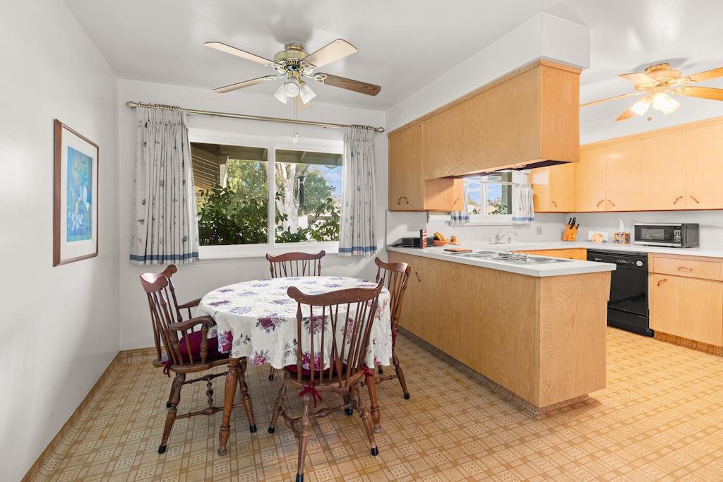 Detail Gallery Image 6 of 12 For 5212 Country Ln, San Jose,  CA 95129 - 4 Beds | 2/1 Baths