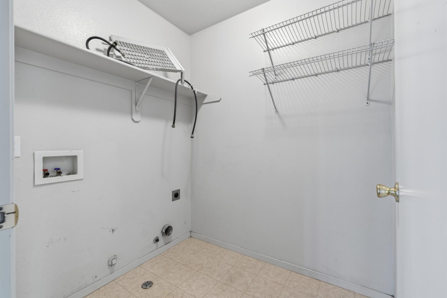 Detail Gallery Image 21 of 31 For 3437 Cypress Point Dr, Merced,  CA 95340 - 4 Beds | 2/1 Baths