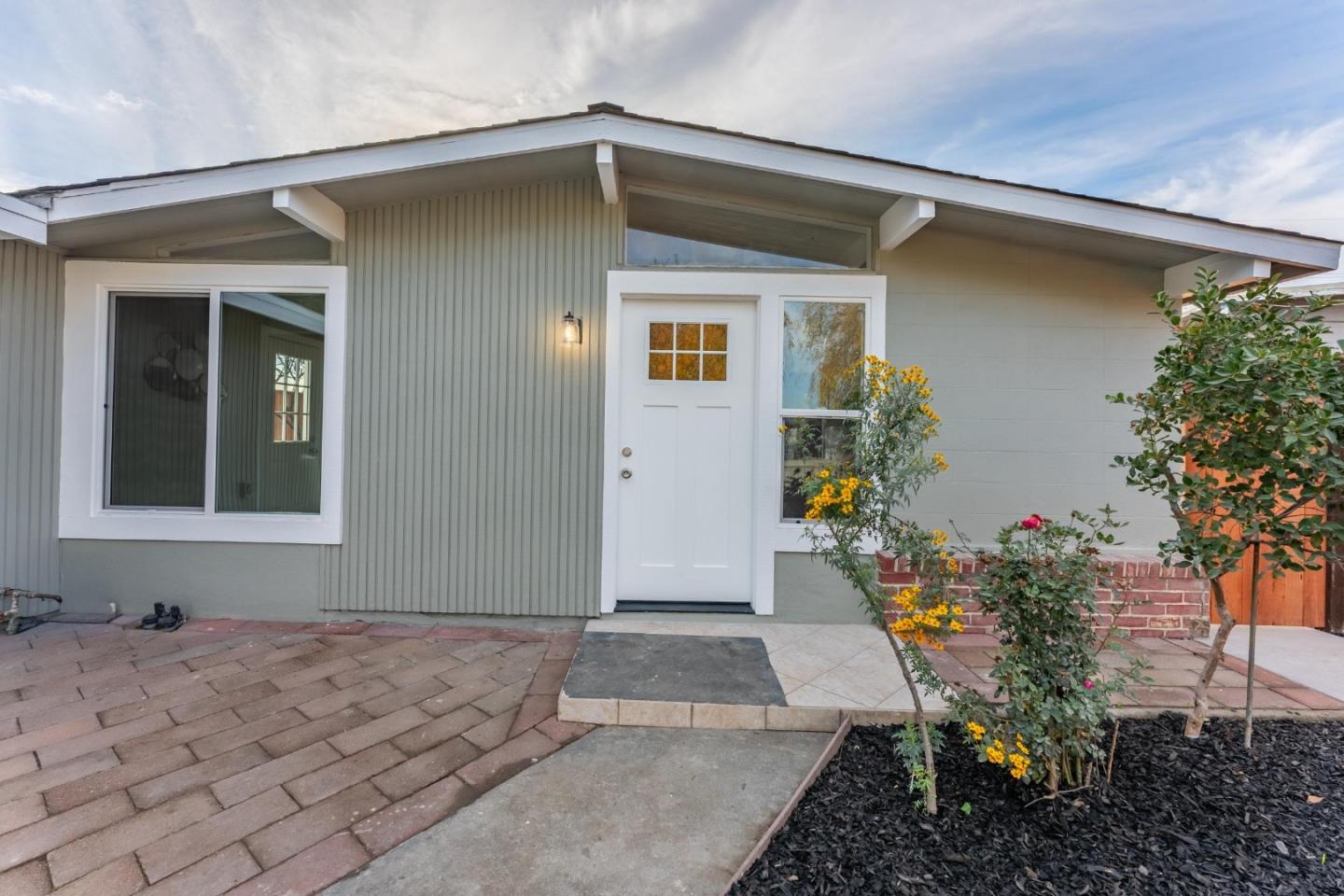 Detail Gallery Image 4 of 30 For 1549 Terilyn Ave, San Jose,  CA 95122 - 3 Beds | 1 Baths