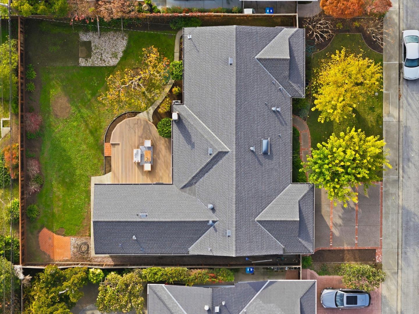 Detail Gallery Image 2 of 38 For 1747 Walnut Dr, Mountain View,  CA 94040 - 4 Beds | 3 Baths