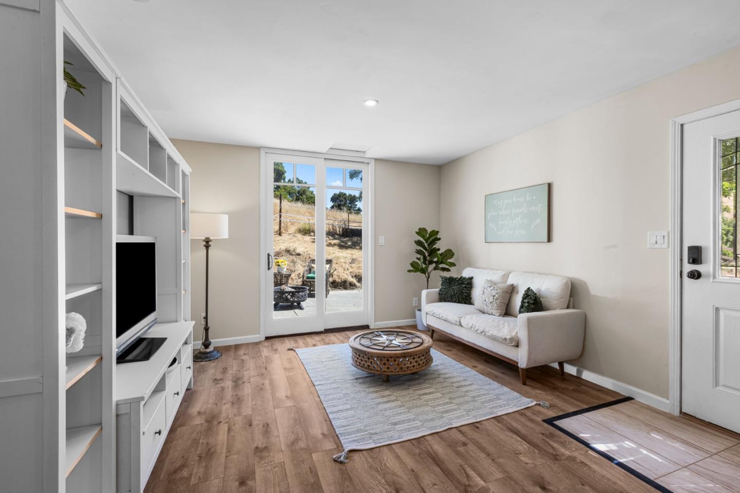 Detail Gallery Image 10 of 24 For 23785 Mckean Rd, San Jose,  CA 95141 - 1 Beds | 1 Baths