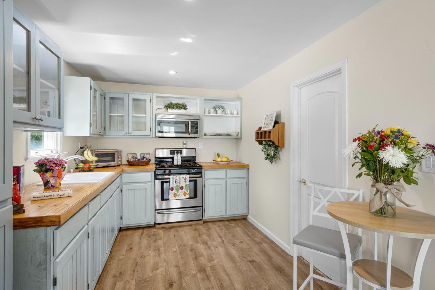 23785 Mckean Road, San Jose, CA, 95141