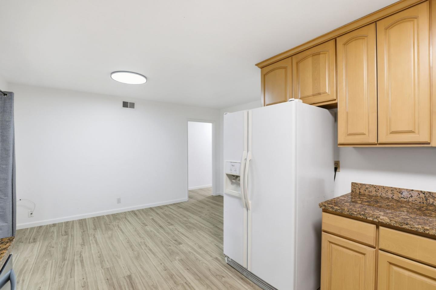 Detail Gallery Image 15 of 24 For 20161 Cherry Ln, Saratoga,  CA 95070 - 3 Beds | 2 Baths