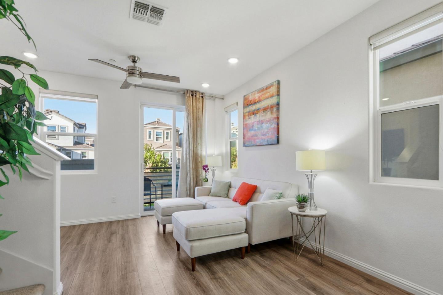 Detail Gallery Image 7 of 21 For 838 Garden St, Milpitas,  CA 95035 - 2 Beds | 1 Baths