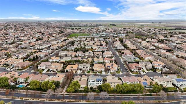 Detail Gallery Image 50 of 61 For 310 Ashlee Ave, Tracy,  CA 95391 - 4 Beds | 3/1 Baths
