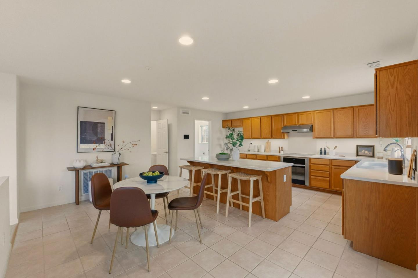 Detail Gallery Image 21 of 57 For 32762 Folklore Loop, Union City,  CA 94587 - 3 Beds | 2/1 Baths