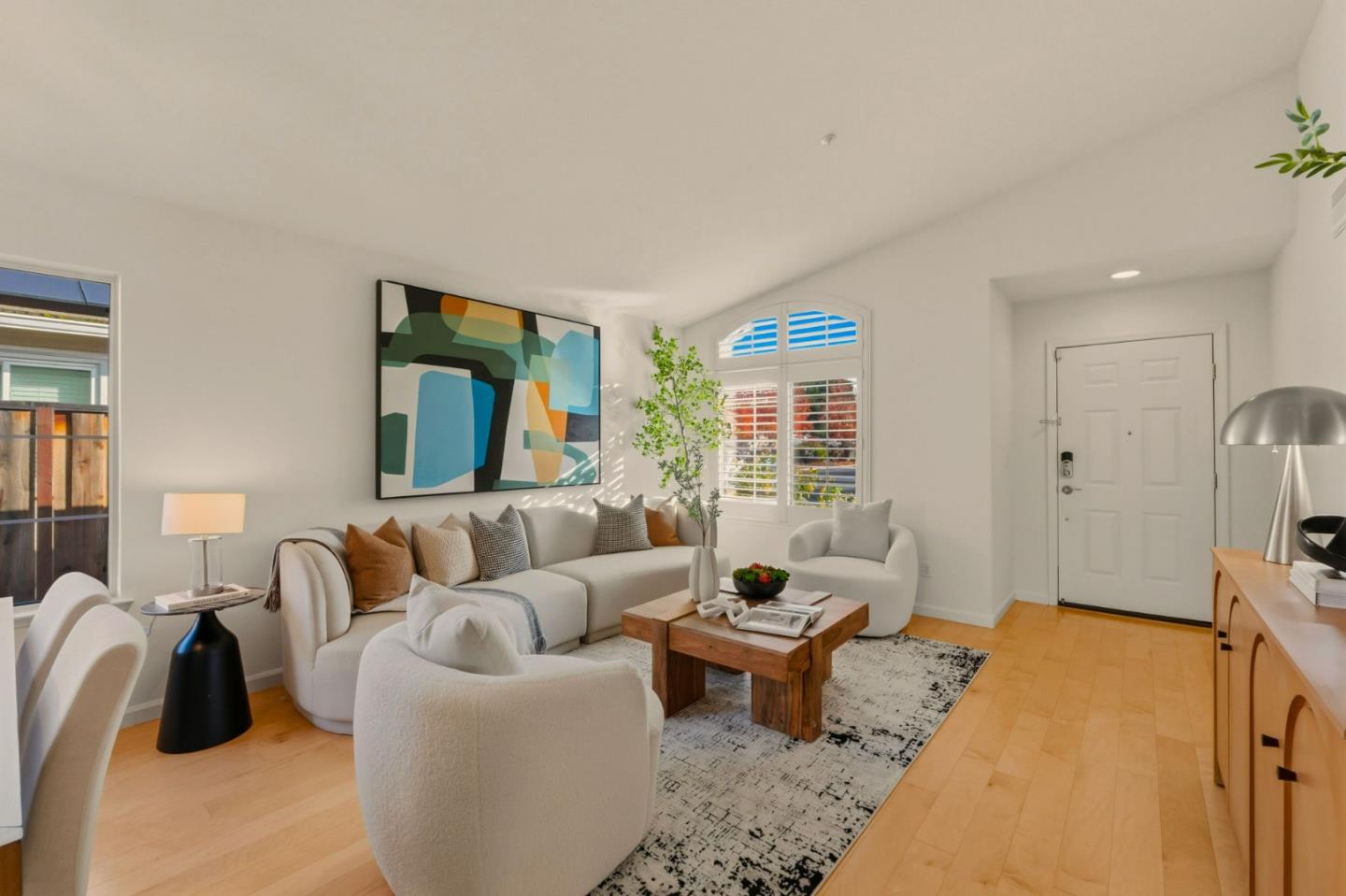 Detail Gallery Image 5 of 57 For 32762 Folklore Loop, Union City,  CA 94587 - 3 Beds | 2/1 Baths