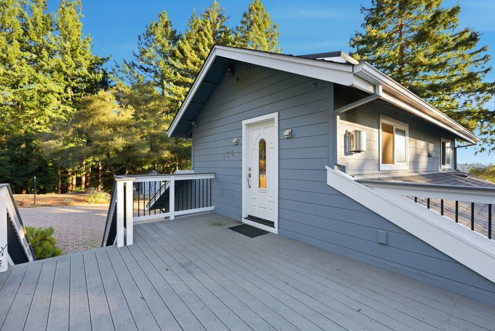 Detail Gallery Image 15 of 46 For 132 Pax Place Ct, Aptos,  CA 95003 - 3 Beds | 3 Baths