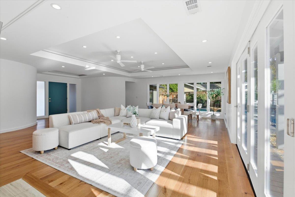 Detail Gallery Image 13 of 61 For 5546 Amby Dr, San Jose,  CA 95124 - 4 Beds | 2 Baths