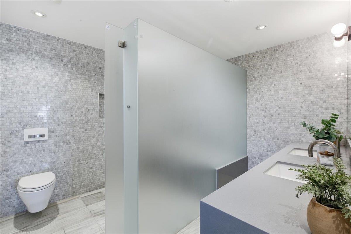 Detail Gallery Image 36 of 61 For 5546 Amby Dr, San Jose,  CA 95124 - 4 Beds | 2 Baths