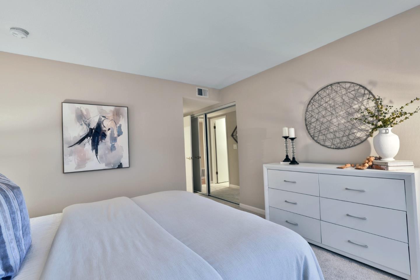 Detail Gallery Image 12 of 22 For 92 Rancho Dr #B,  San Jose,  CA 95111 - 2 Beds | 2 Baths