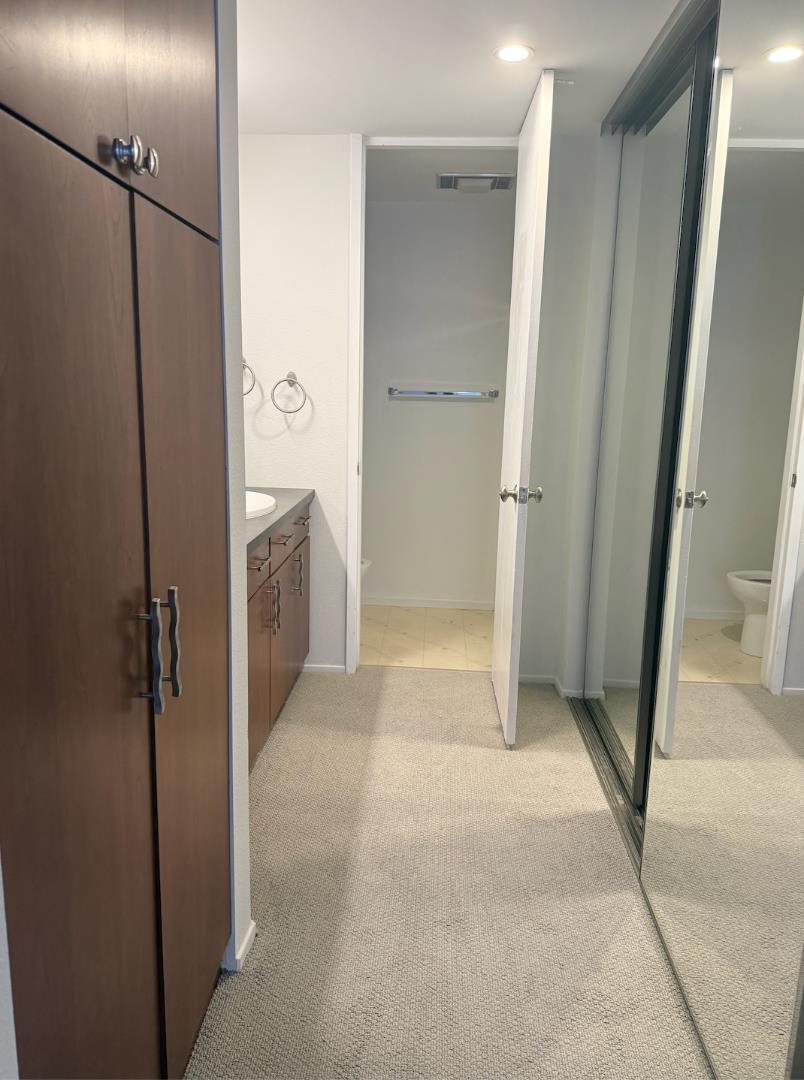 Detail Gallery Image 13 of 15 For 6226 Shelter Creek Ln, San Bruno,  CA 94066 - 2 Beds | 2 Baths