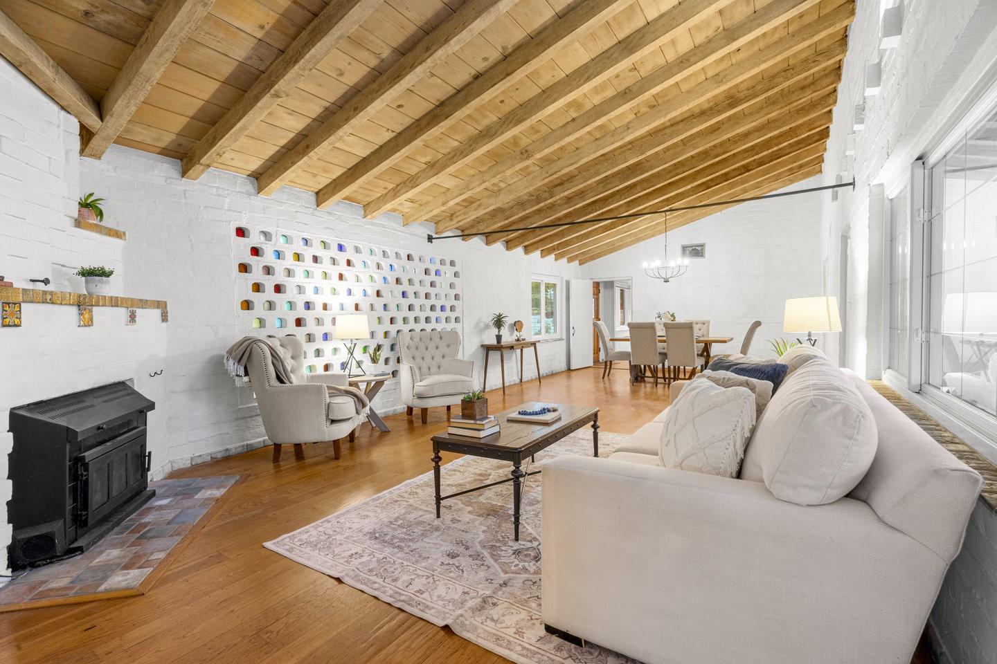 Detail Gallery Image 25 of 57 For 3691 Laguna Ave, Palo Alto,  CA 94306 - 3 Beds | 2 Baths