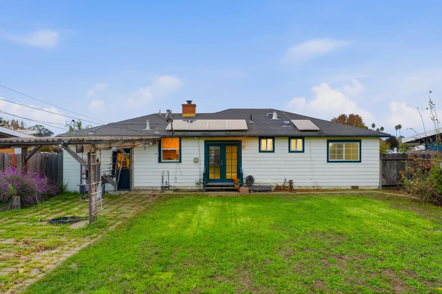 Detail Gallery Image 33 of 38 For 1170 Tyler St, Salinas,  CA 93906 - 3 Beds | 2 Baths